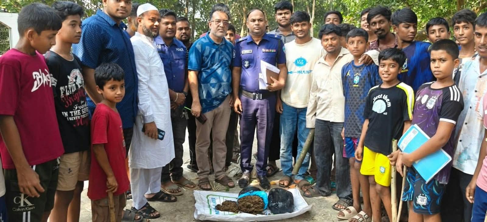 সংযুক্ত ছবি